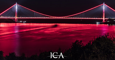 Yavuz Sultan Selim Köprüsü Dünya Kalp Günü için kırmızı ışıklandırıldı